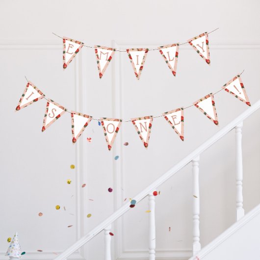 Berry First Birthday Strawberry Pattern One Wimpelkette