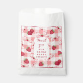 Berry First Birthday Strawberry Red Gingham Bows Geschenktütchen (Vorderseite)