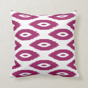 Berry Lila und White Tribal Ikat Dots Kissen