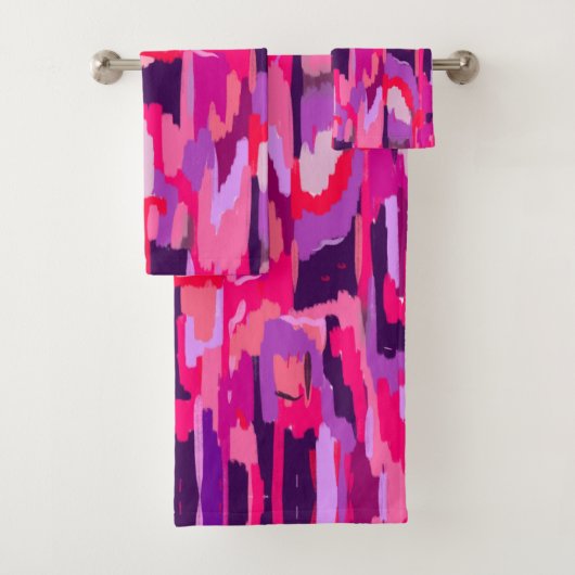 Berry Patch: Rot und Rosa Abstrakt Badhandtuch Set (Insitu)