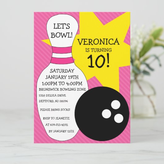 Berry Pink Bowling Bash Bowling Birthday Party Einladung (Stehend Vorderseite)