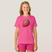 Berry Purfection: Rosa Katze Inside a Strawberry T-Shirt (Vorne ganz)