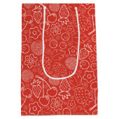 Berry Strawberry Cherry White Hand drawn Modern. Mittlere Geschenktüte (Rückseite)