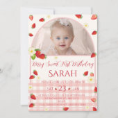 Berry Sweet 1st Birthday Photo Invitation  (Vorderseite)