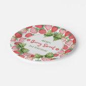 Berry Sweet 2nd Birthday Strawberry Party Pappteller (Schrägansicht)