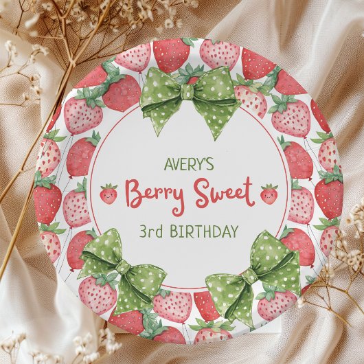 Berry Sweet 3. Geburtstag Strawberry-Party Pappteller