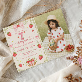 Berry Sweet 7. Geburtstag Erdbeere Einladung
