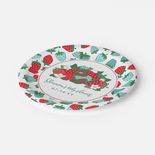 Berry Sweet Baby Blue Strawberry Boy Baby Dusche Pappteller (Schrägansicht)