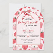 Berry Sweet Baby Dusche Coquette Pink Strawberry Einladung (Vorderseite)