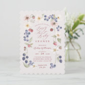 Berry Sweet Baby Shower Wild Berries & Flowers Einladung (Stehend Vorderseite)