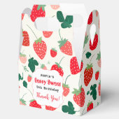 Berry Sweet Birthday Einladung Geschenkschachtel (Geöffnet)