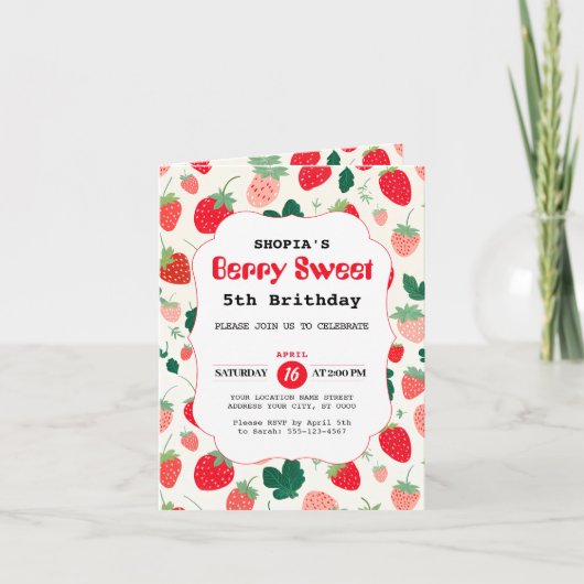 Berry Sweet Birthday Folded Einladung (Vorderseite)