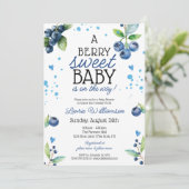 Berry Sweet Blueberry Baby Shower Einladung (Stehend Vorderseite)