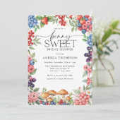 Berry Sweet Brautparty Einladung (Stehend Vorderseite)