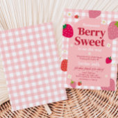 Berry Sweet Gingham Strawberry Baby Shower Einladung