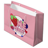 Berry Sweet Girl Große Geschenktasche Geschenktüte (Vorderseite Schrägansicht)