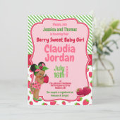 Berry Sweet Girl Strawberry Baby Shower Einladung (Stehend Vorderseite)