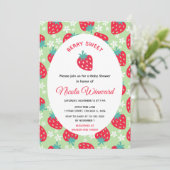 Berry Sweet Green Strawberry Baby Shower Einladung (Stehend Vorderseite)