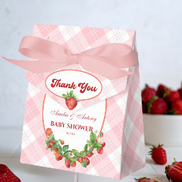 Berry Sweet Pink Gingham Strawberries Babydusche Geschenkschachtel