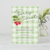 Berry Sweet Raspberry Baby Shower Einladung (Stehend Vorderseite)