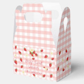 Berry Sweet Strawberry 1st Birthday Party Gift  Geschenkschachtel (Geöffnet)