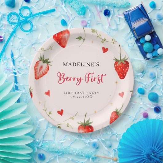 Berry Sweet Strawberry Arch Summer 1st Birthday Pappteller (Party)