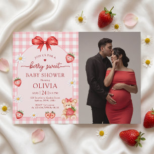 Berry Sweet Strawberry Baby Shower Einladung