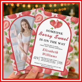 Berry Sweet Strawberry Baby Shower | FOTO Einladung