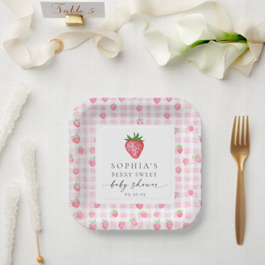 Berry Sweet Strawberry Baby Shower Pappteller (Hochzeit)