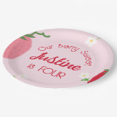 Berry Sweet Strawberry Birthday any Age Party Pappteller (Schrägansicht)