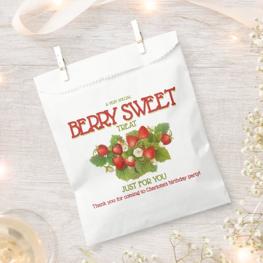 Berry Sweet Strawberry Birthday Party Geschenktütchen (Ausgeschnitten)