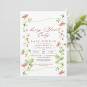 Berry Sweet Strawberry Elegant Baby Shower Einladung (Stehend Vorderseite)