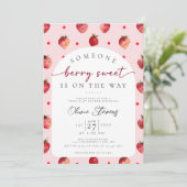 Berry Sweet Strawberry Fruit Baby Shower Einladung (Stehend Vorderseite)