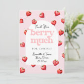 Berry Sweet Strawberry Heart Girl Baby Dusche Dankeskarte (Stehend Vorderseite)