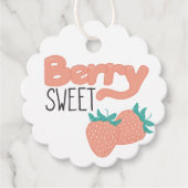 Berry Sweet Strawberry Lettering Baby Shower Geschenkanhänger (Vorderseite)