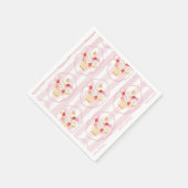 Berry Sweet Strawberry Whimsical Baby Dusche Serviette (Ecke)