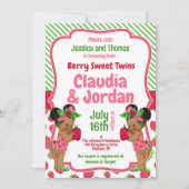 Berry Sweet Twins Strawberry Baby Shower Karte (Vorderseite)