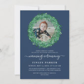 Berry Wreath Navy Blauer Namensschild Foto Einladung (Vorderseite)