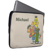 Bert und Ernie Classic Style | Name hinzufügen Laptopschutzhülle (Vorne Rechts)