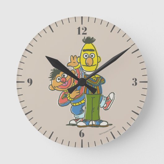 Bert und Ernie Classic Style Runde Wanduhr (Vorderseite)