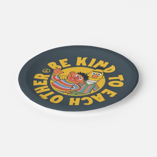 Bert und Ernie | Seien Sie freundlich Pappteller (Schrägansicht)