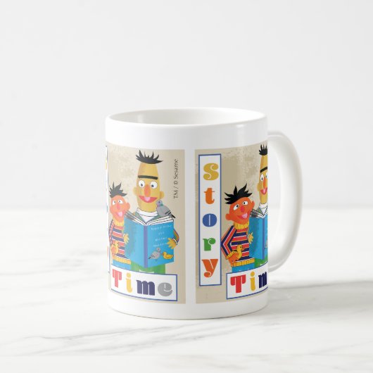 Bert und Ernie Story Time Kaffeetasse (VorderseiteRechts)