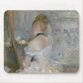 Berthe Morisot - Frau in ihrer Toilette Mousepad (Vorne)