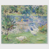 Berthe Morisot - Mädchen in einem Boot mit Gänsen Geschenkpapier (Flach)