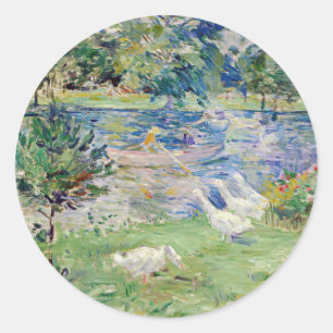 Berthe Morisot - Mädchen in einem Boot mit Gänsen Runder Aufkleber