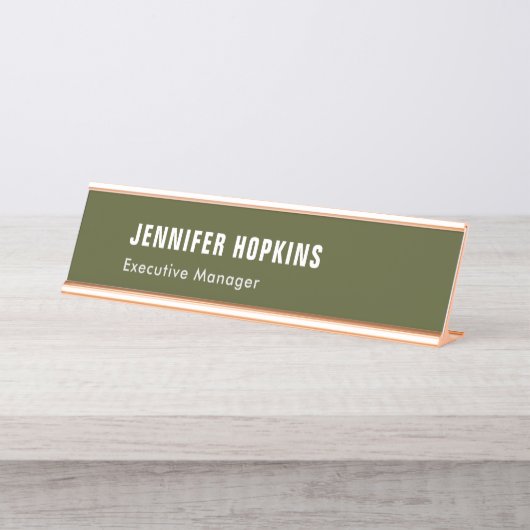 Beruflich minimalistisches modernes Armeegengrün Schreibtischnamensplakette (Vorderseite )