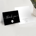 Berufliche Kundenempfehlung für Black Custom Dankeskarte<br><div class="desc">Personalisieren Sie diese einfache und einfach zu handhabende Kartenvorlage mit dem Logo, der Nachricht, dem Namen und den Handles der sozialen Medien Ihres Unternehmens. Lass deinen Kunden, Kunden, Patronen, wissen, dass du dankbar für ihre Unterstützung in diesen unsicheren Zeiten bist. Mit einem gedruckten, modernen, anpassbaren Text "danke"-Skript mit langgegossenen Verzierungen...</div>