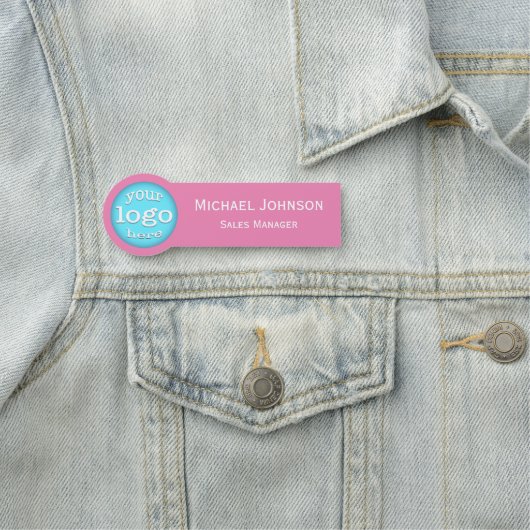 Beruflicher Mitarbeiter für moderne Firmenlogos Namensschild (Beispiel)