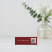 Beruflicher, moderner DARK RED Minimalistisch QR C Mini Visitenkarte (Stehend Vorderseite)