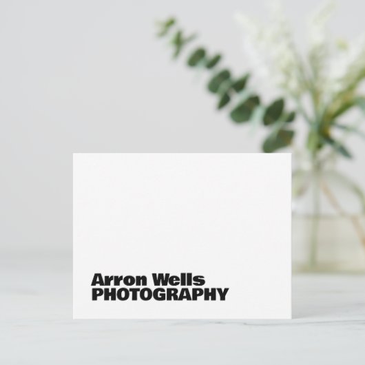 Beruflicher moderner, fett formatierter QR-Code Postkarte (Stehend Vorderseite)